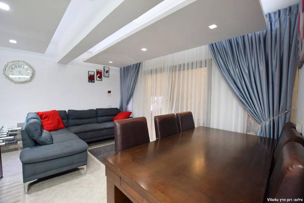 76165 פנים הוילה והחדרים, וילה הדר ומהודר, וילה  בקרית גת וילות - Vila 4 U