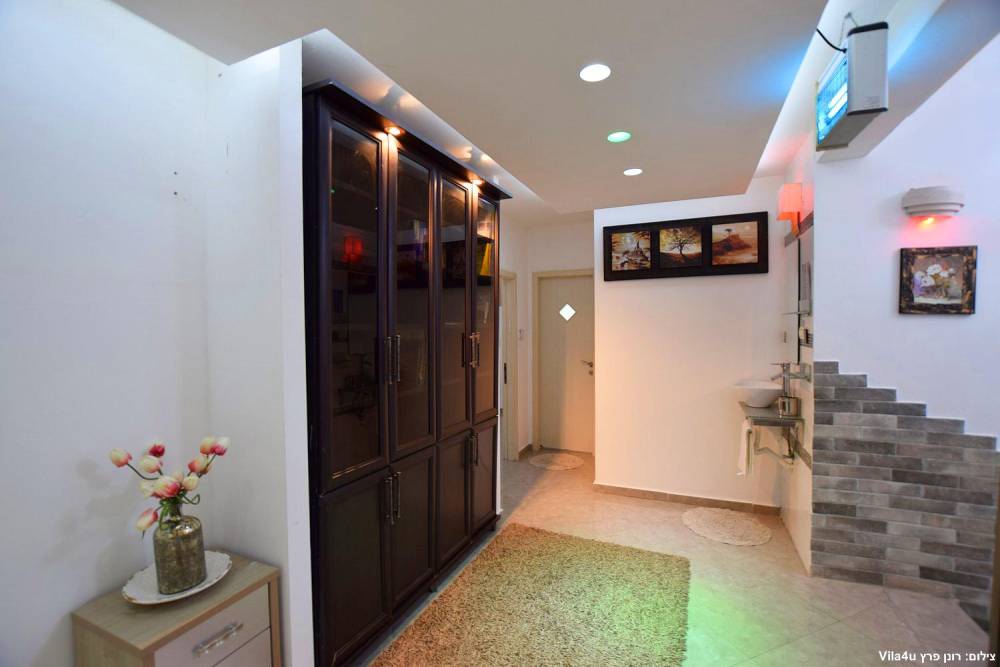 76170 פנים הוילה והחדרים, וילה הדר ומהודר, וילה  בקרית גת וילות - Vila 4 U