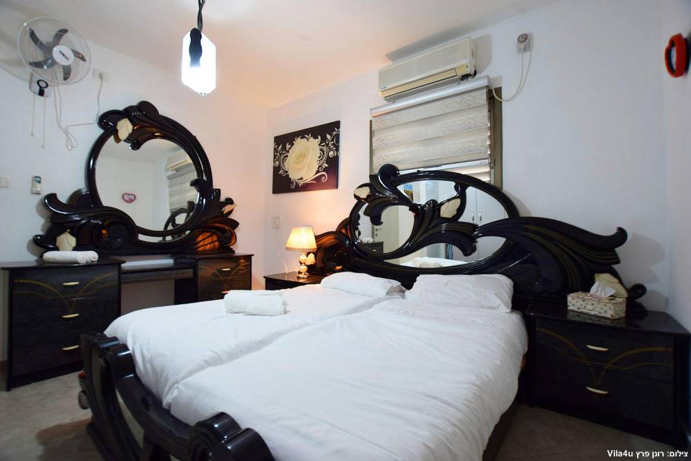 76181 פנים הוילה והחדרים, וילה הדר ומהודר, וילה  בקרית גת וילות - Vila 4 U
