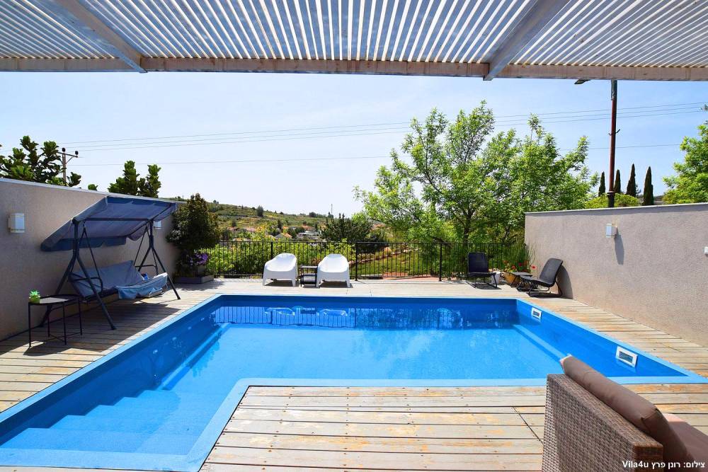 76525 גלריה כללית, המרפסת, וילה  במודיעין וילות - Vila 4 U