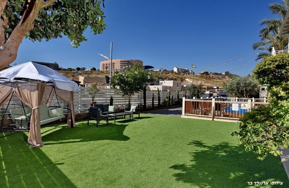 76856 מתחם חיצוני, וילה מול השקיעה, וילה  בירכא וילות - Vila 4 U