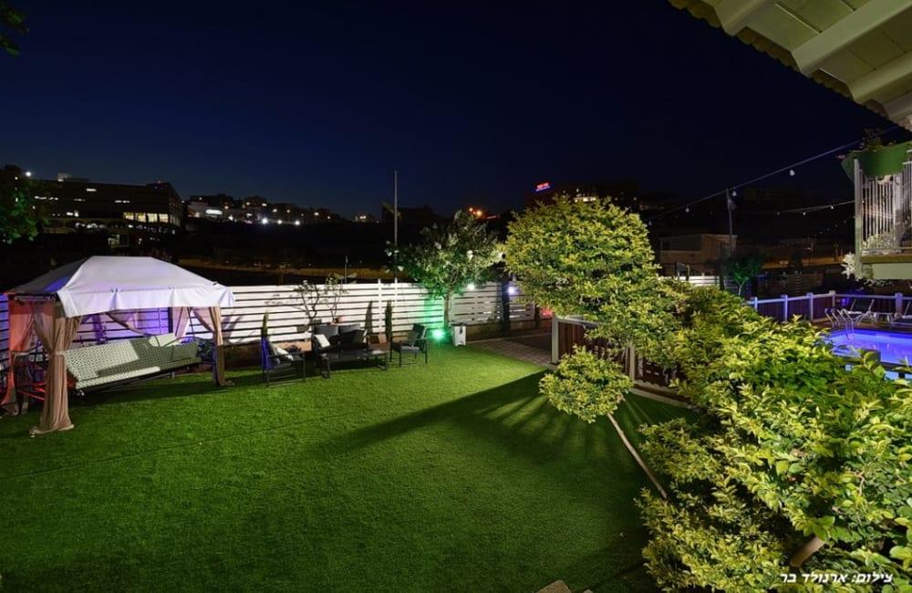 76858 מתחם חיצוני, וילה מול השקיעה, וילה  בירכא וילות - Vila 4 U