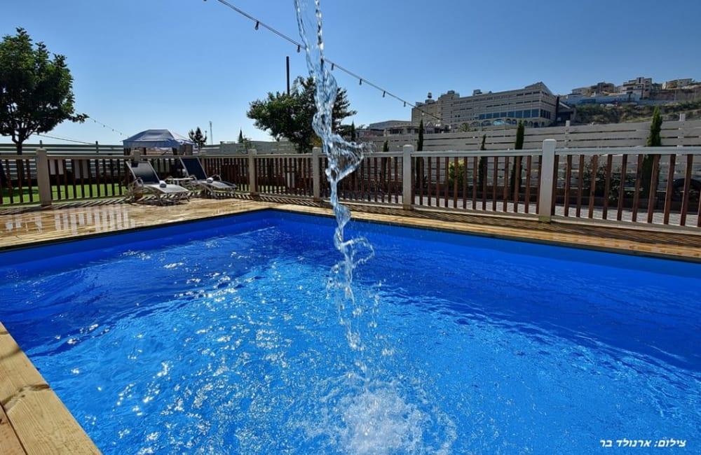 76861 מתחם חיצוני, וילה מול השקיעה, וילה  בירכא וילות - Vila 4 U