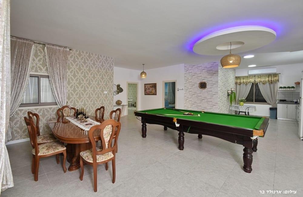 76885 מתחם פנימי, וילה מול השקיעה, וילה  בירכא וילות - Vila 4 U