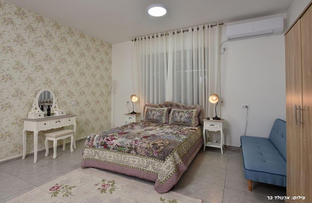 76886 מתחם פנימי, וילה מול השקיעה, וילה  בירכא וילות - Vila 4 U