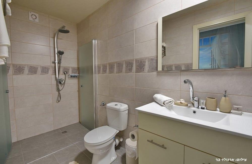 76888 מתחם פנימי, וילה מול השקיעה, וילה  בירכא וילות - Vila 4 U