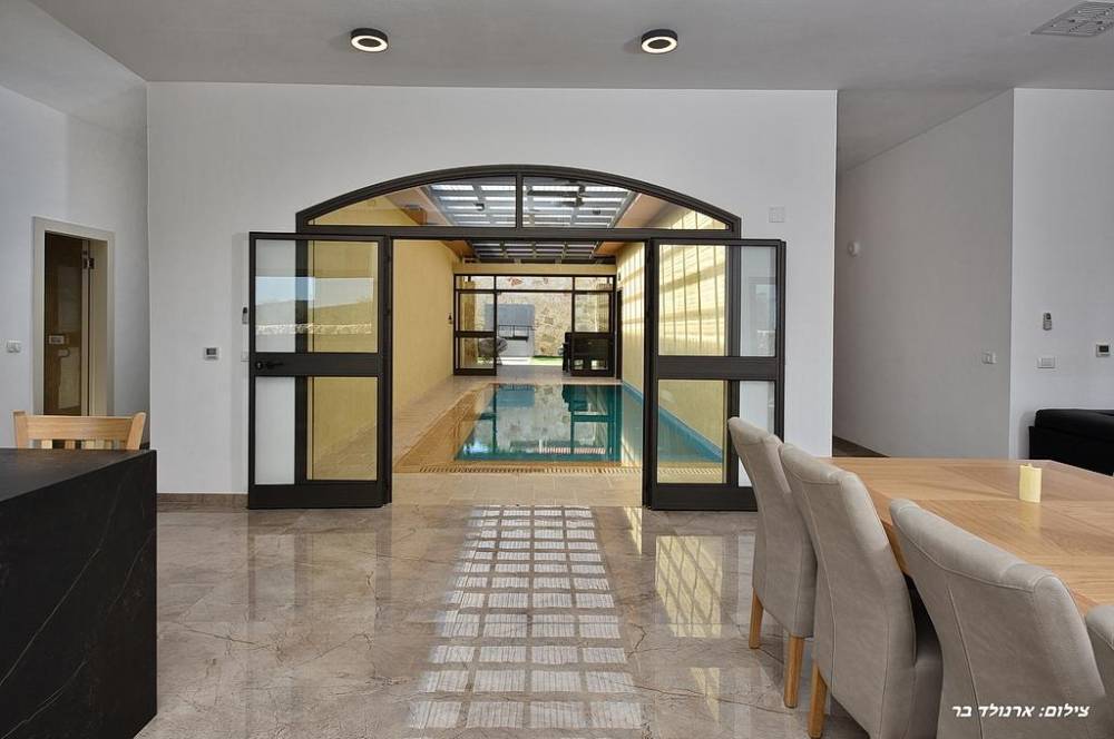 79609 פנים הוילה והחדרים, אחוזת ערמונים, וילה  בשומרה וילות - Vila 4 U