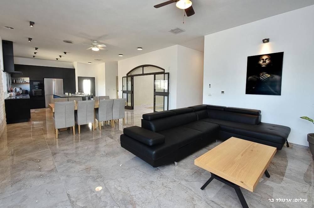 79613 פנים הוילה והחדרים, אחוזת ערמונים, וילה  בשומרה וילות - Vila 4 U