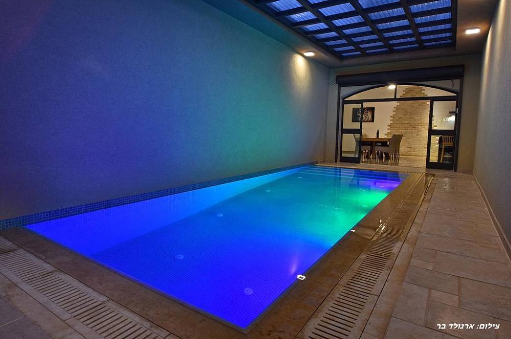 79631 מתחם חיצוני, אחוזת ערמונים, וילה  בשומרה וילות - Vila 4 U