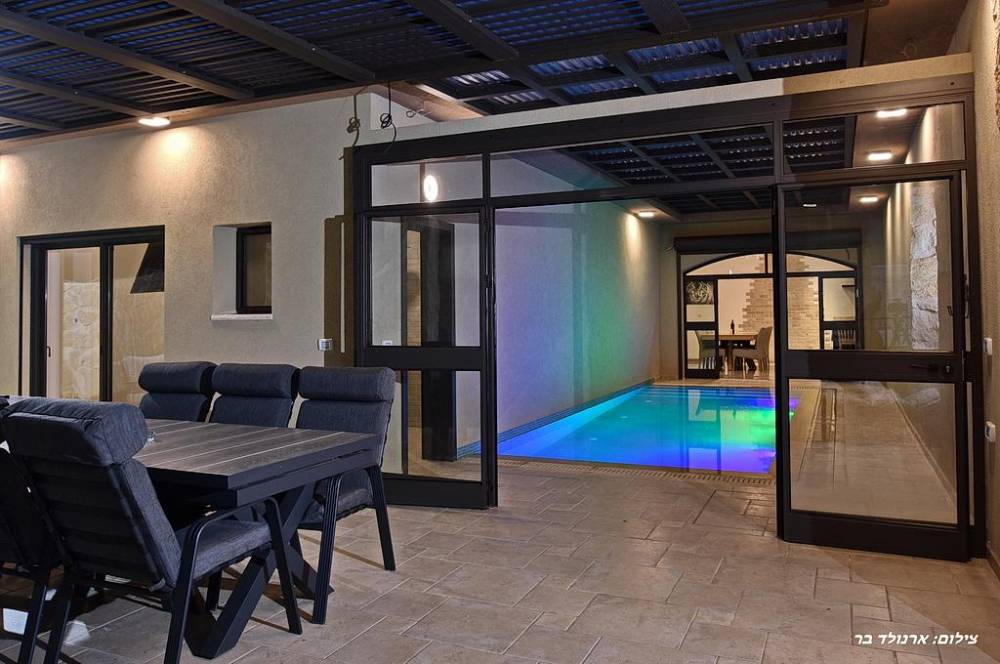 79636 מתחם חיצוני, אחוזת ערמונים, וילה  בשומרה וילות - Vila 4 U