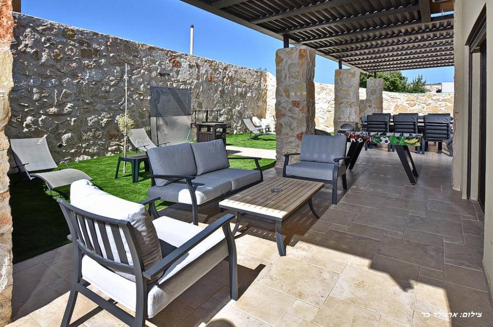 79653 מתחם חיצוני, אחוזת ערמונים, וילה  בשומרה וילות - Vila 4 U