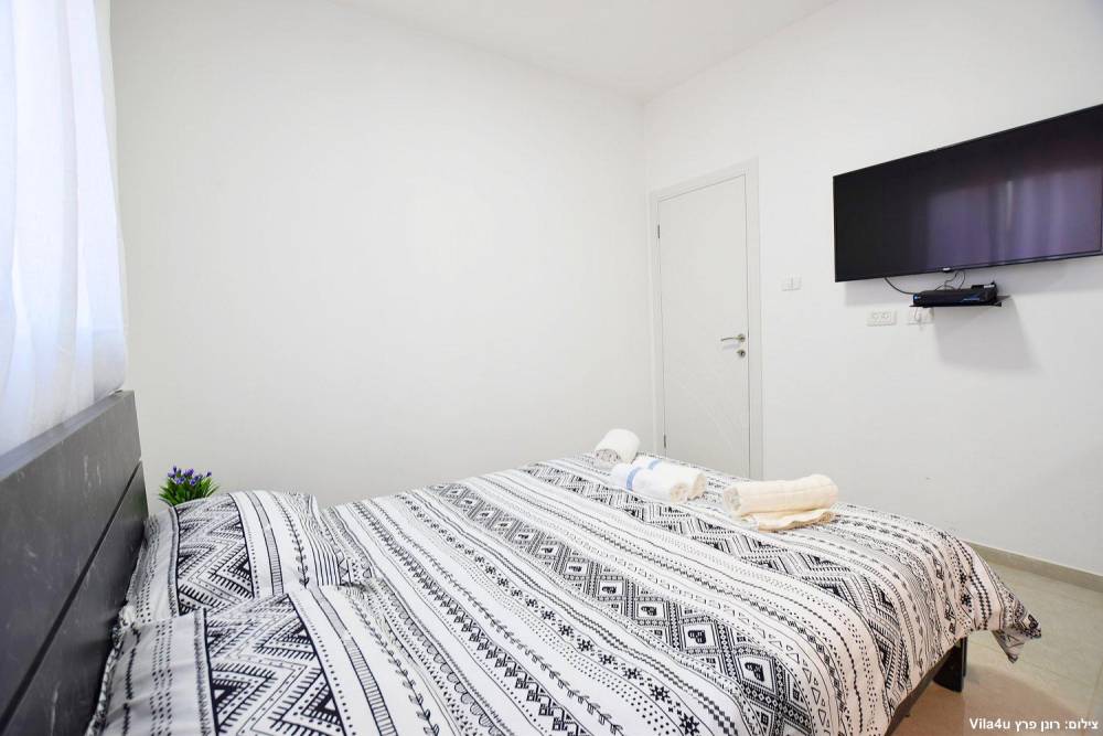 79887 מתחם פנימי, וילה גולד בוטיק, וילה  בעבדון וילות - Vila 4 U