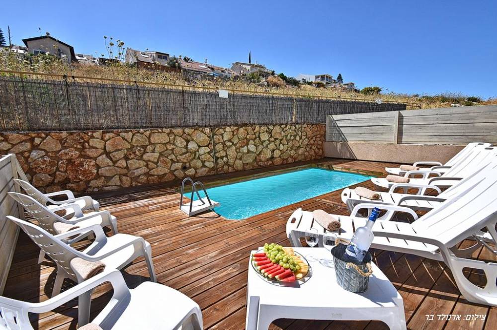 80239 מתחם חיצוני, וילה יערות הדבש, וילה  בנוף כנרת וילות - Vila 4 U