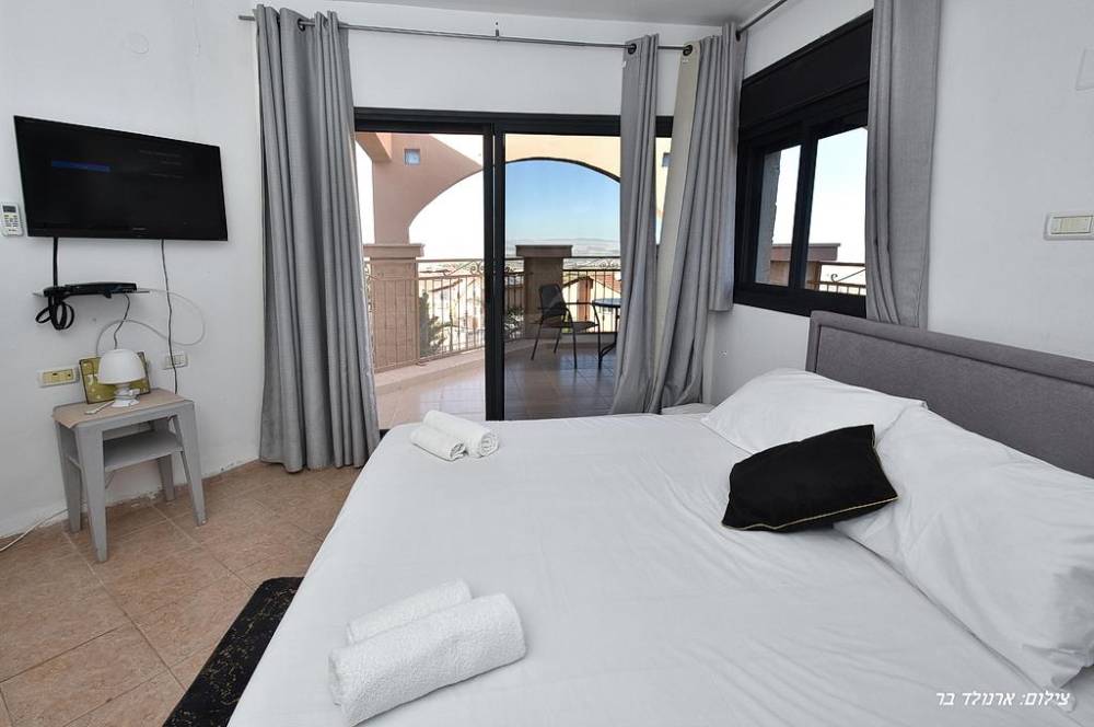 80269 מתחם הפנימי, וילה יערות הדבש, וילה  בנוף כנרת וילות - Vila 4 U