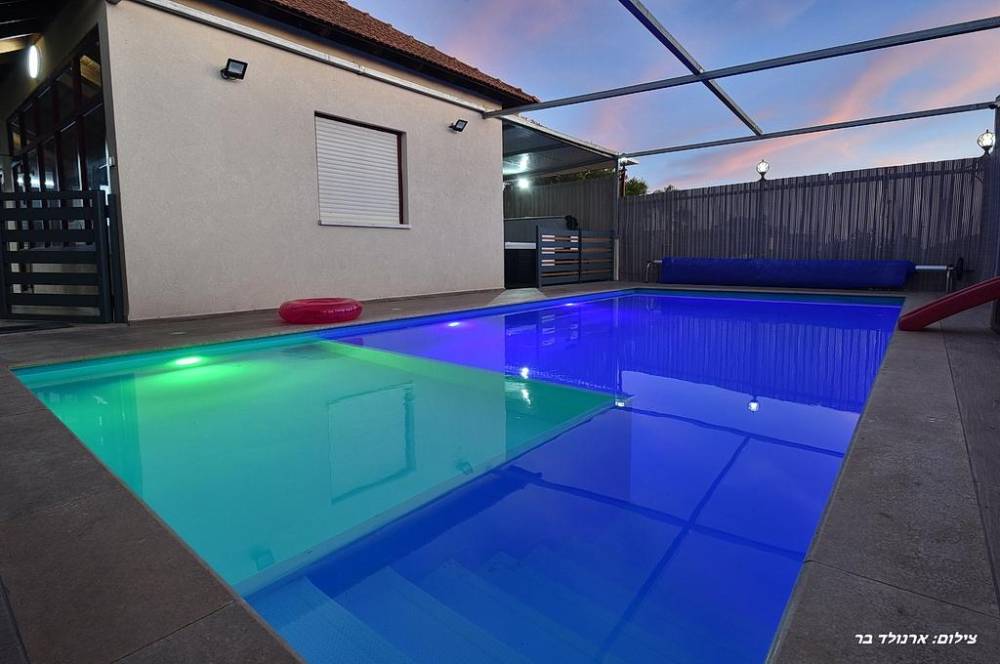 80728 המתחם החיצוני, וילה קאסה אור המוריה, וילה  בעין יעקב וילות - Vila 4 U