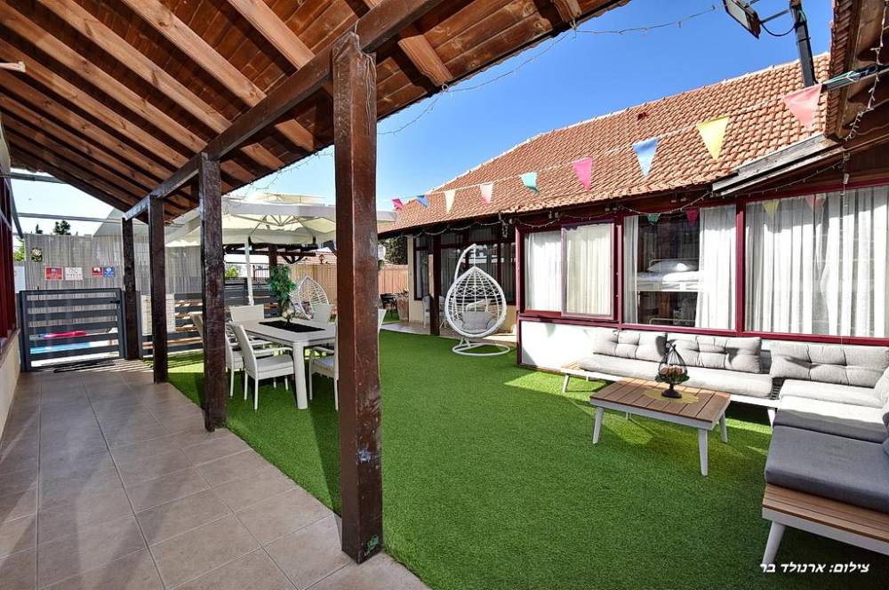 80755 המתחם החיצוני, וילה קאסה אור המוריה, וילה  בעין יעקב וילות - Vila 4 U