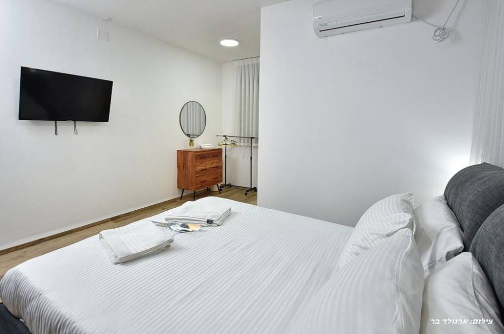 80763 מתחם פנימי, וילה קאסה אור המוריה, וילה  בעין יעקב וילות - Vila 4 U