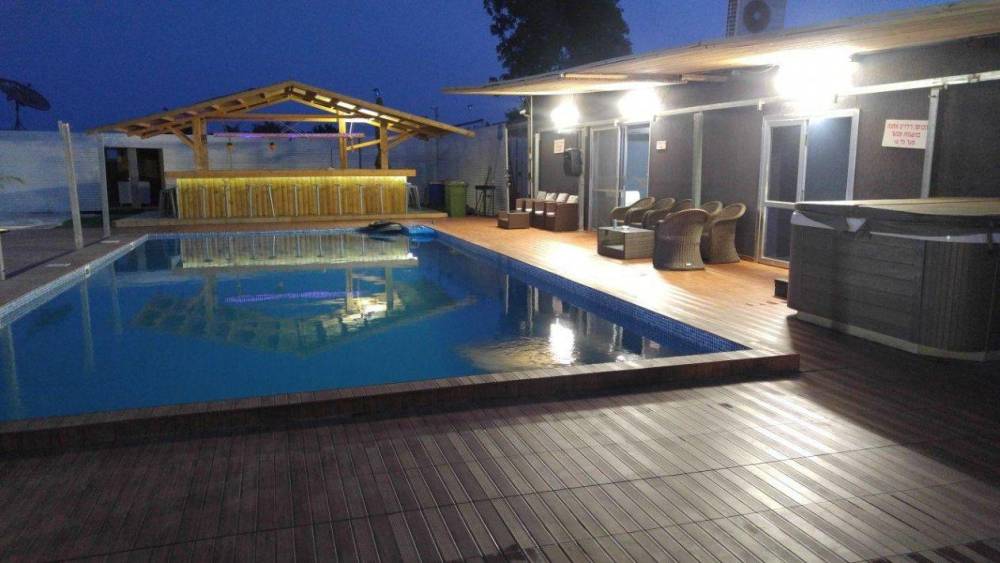 80873 המתחם החיצוני, וילה אנגל, וילה  בהודיה וילות - Vila 4 U