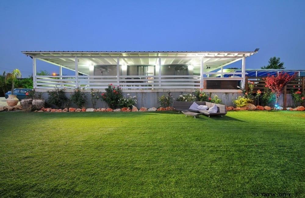 81577 מתחם חיצוני, אחוזת שייה, וילה  בעין יעקב וילות - Vila 4 U