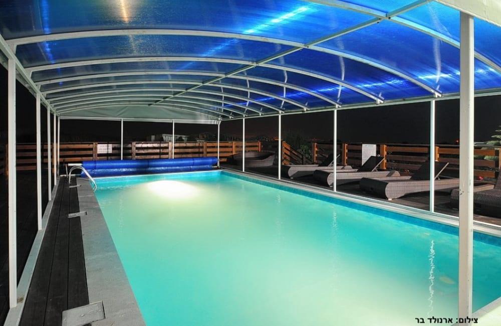 81581 מתחם חיצוני, אחוזת שייה, וילה  בעין יעקב וילות - Vila 4 U