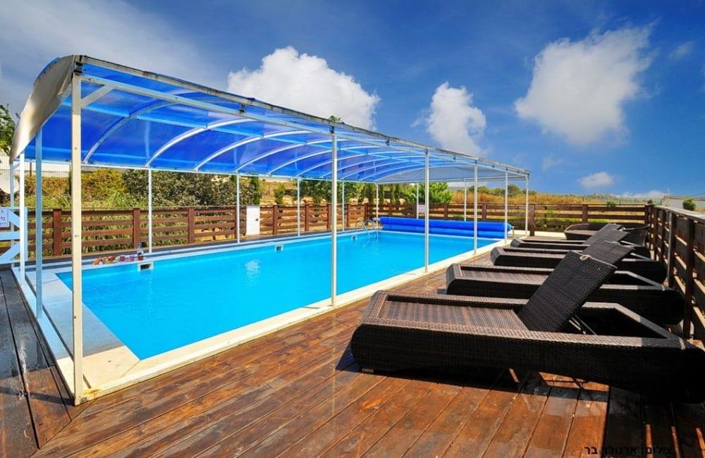 81596 מתחם חיצוני, אחוזת שייה, וילה  בעין יעקב וילות - Vila 4 U