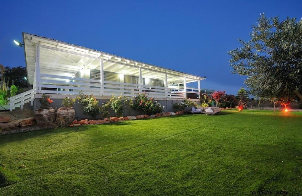 81598 מתחם חיצוני, אחוזת שייה, וילה  בעין יעקב וילות - Vila 4 U