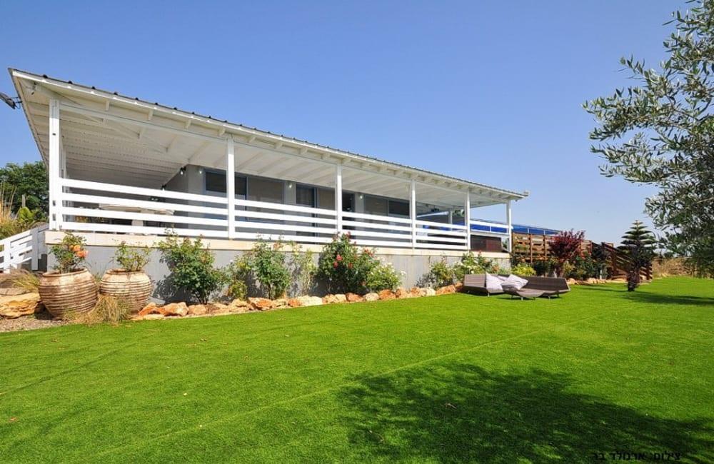 81599 מתחם חיצוני, אחוזת שייה, וילה  בעין יעקב וילות - Vila 4 U