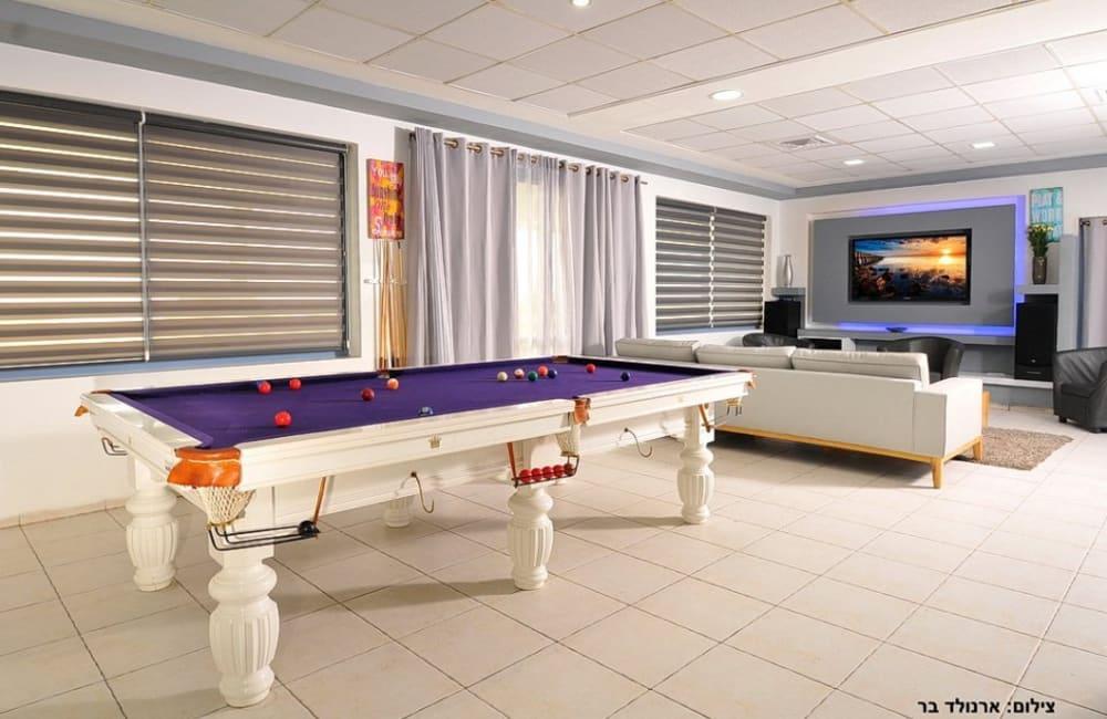 81612 מתחם פנימי, אחוזת שייה, וילה  בעין יעקב וילות - Vila 4 U