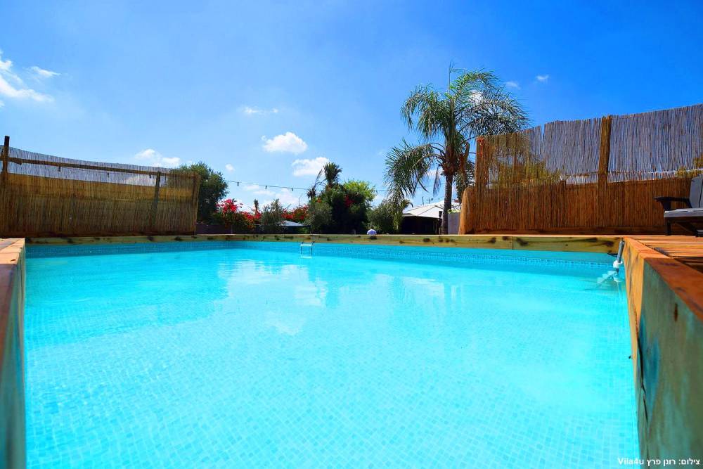 81736 גלריה כללית, קרטחנה בעיר, וילה  בפתח תקווה וילות - Vila 4 U