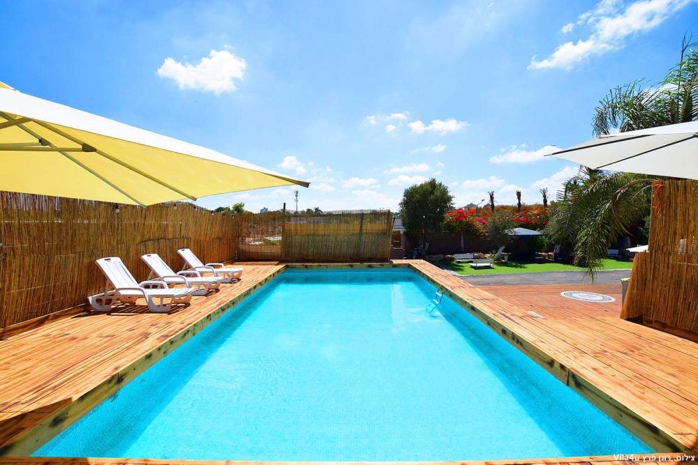 81740 גלריה כללית, קרטחנה בעיר, וילה  בפתח תקווה וילות - Vila 4 U