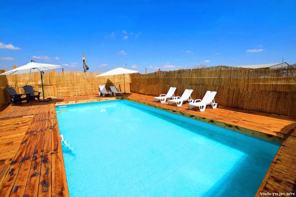 81741 גלריה כללית, קרטחנה בעיר, וילה  בפתח תקווה וילות - Vila 4 U