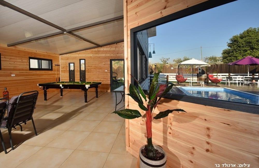 82261 מתחם פנימי, וילה יאניס, וילה  בעבדון וילות - Vila 4 U