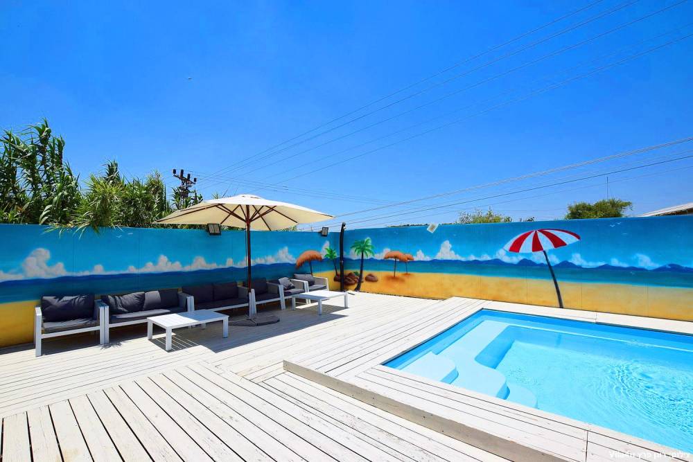 82702 המתחם החיצוני, וילה גלי, וילה  בשדות מיכה וילות - Vila 4 U