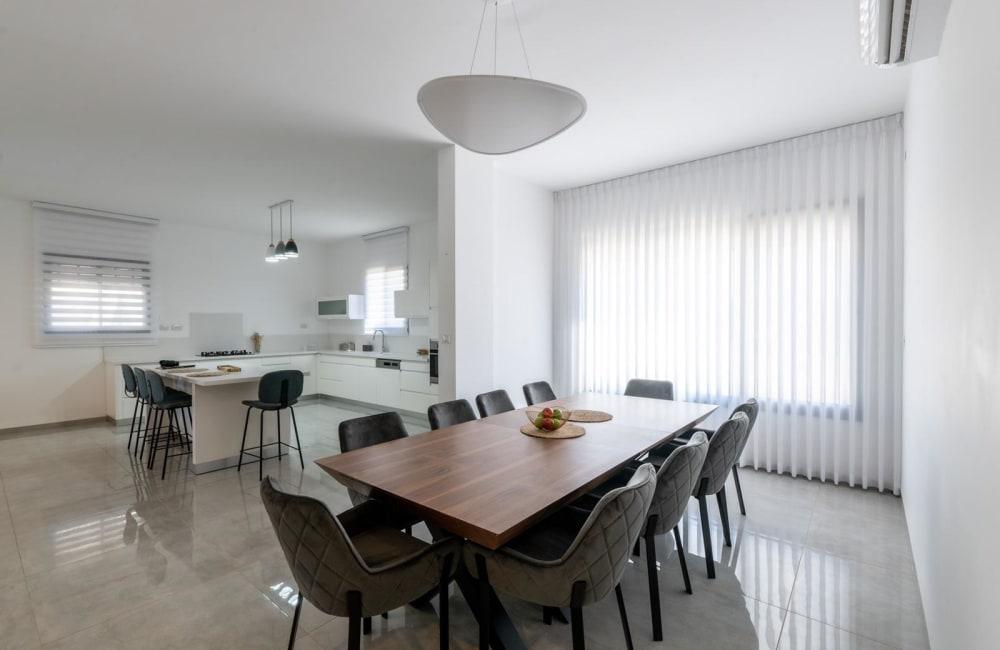 83898 גלריה כללית, אחוזת עומרי, וילה  בצוריאל וילות - Vila 4 U