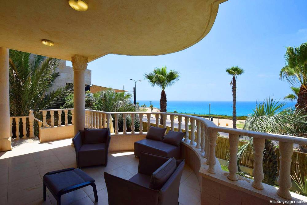 84306 המתחם החיצוני, אחוזה על הים-סטיי פירסט קלאס, וילה  בנתניה וילות - Vila 4 U