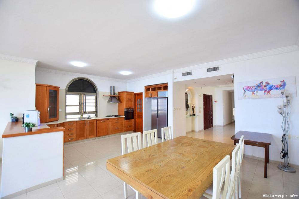 84332 המתחם הפנימי, אחוזה על הים-סטיי פירסט קלאס, וילה  בנתניה וילות - Vila 4 U