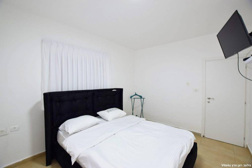 84568 מתחם פנימי, וילה גלי, וילה  בשדות מיכה וילות - Vila 4 U