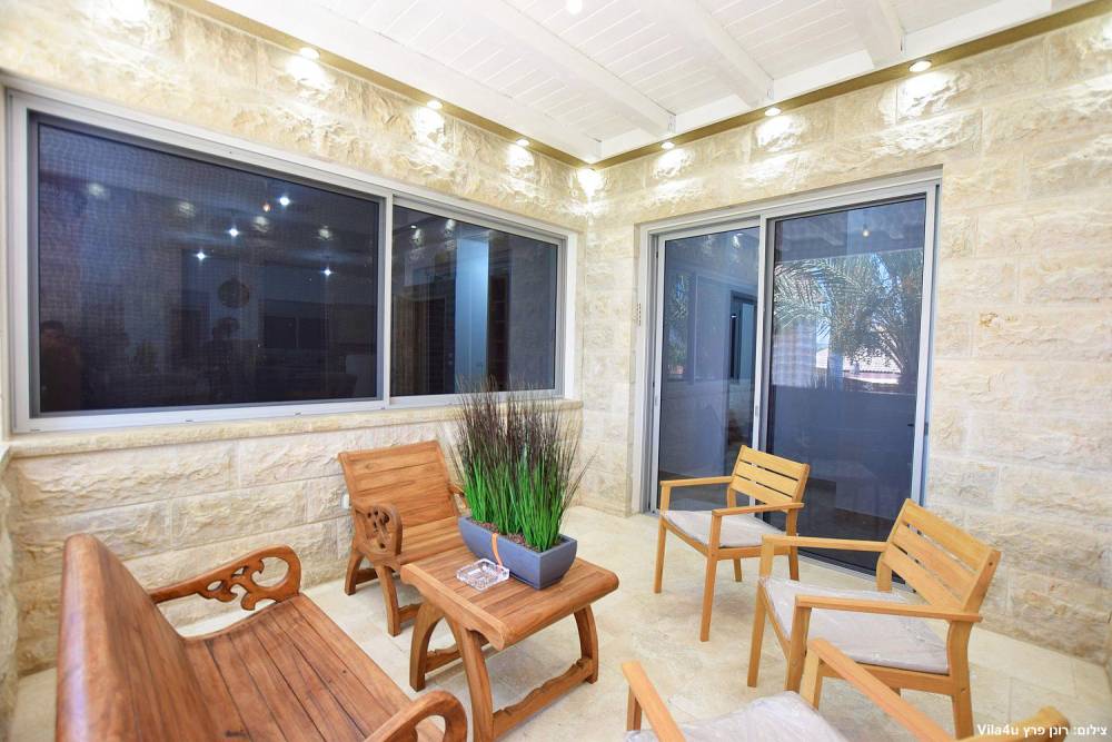 84616 המתחם הפנימי, אחוזת אפיקי מים, וילה  בתירוש וילות - Vila 4 U