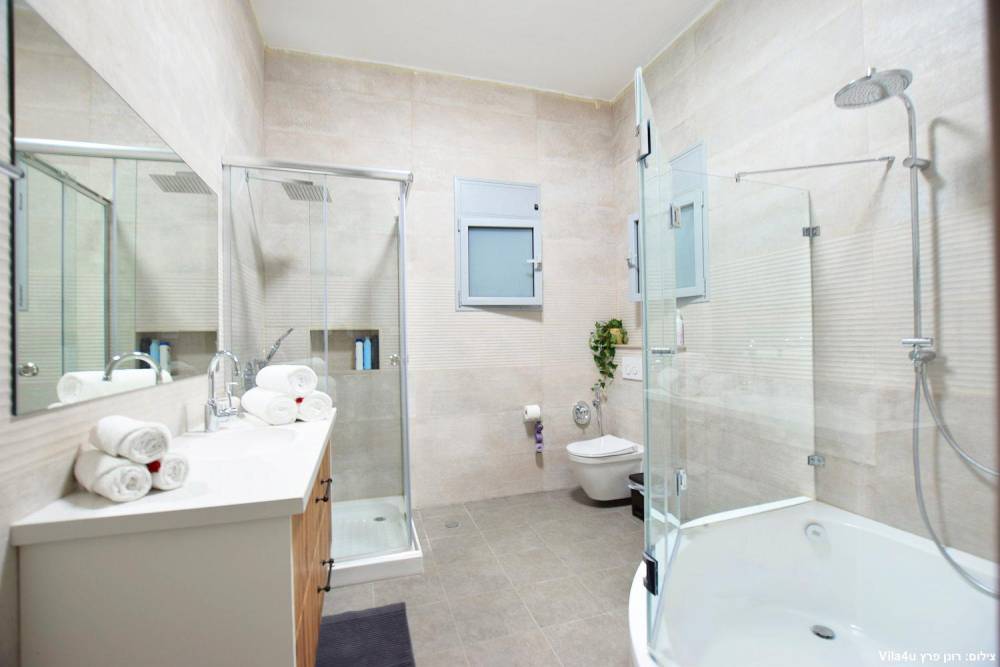 84618 המתחם הפנימי, אחוזת אפיקי מים, וילה  בתירוש וילות - Vila 4 U