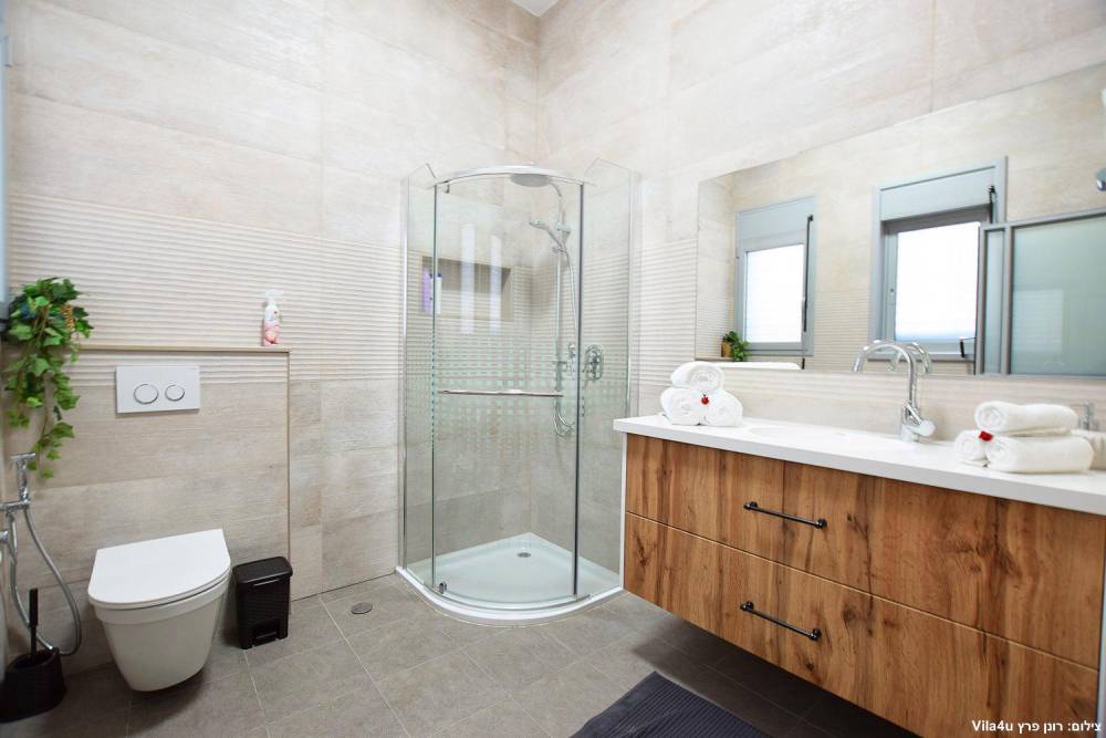 84623 המתחם הפנימי, אחוזת אפיקי מים, וילה  בתירוש וילות - Vila 4 U
