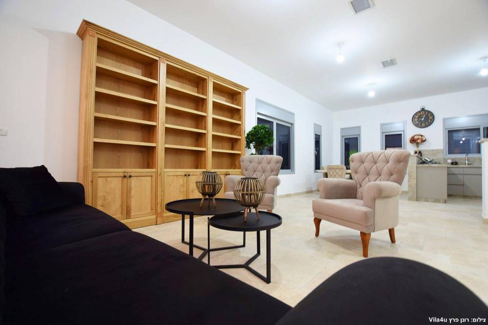 84644 המתחם הפנימי, אחוזת אפיקי מים, וילה  בתירוש וילות - Vila 4 U