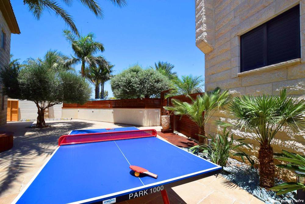 84660 המתחם החיצוני, אחוזת אפיקי מים, וילה  בתירוש וילות - Vila 4 U