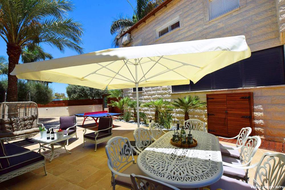 84669 המתחם החיצוני, אחוזת אפיקי מים, וילה  בתירוש וילות - Vila 4 U