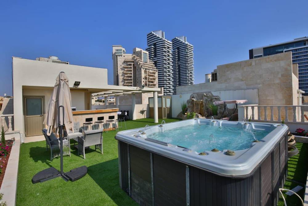 85299 המתחם החיצוני, וילה רויאל מול הים, וילה  בנתניה וילות - Vila 4 U