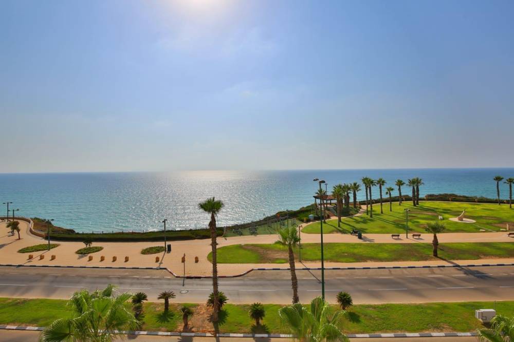 85323 המתחם החיצוני, וילה רויאל מול הים, וילה  בנתניה וילות - Vila 4 U