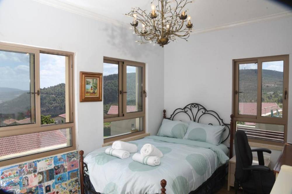 85890 פנים הוילה והחדרים, וילה נטופה כושר - Villa Netofa Kosher, וילה  במצפה נטופה וילות - Vila 4 U