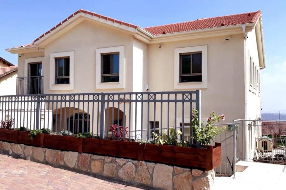 85900 המתחם החיצוני, וילה נטופה כושר - Villa Netofa Kosher, וילה  במצפה נטופה וילות - Vila 4 U