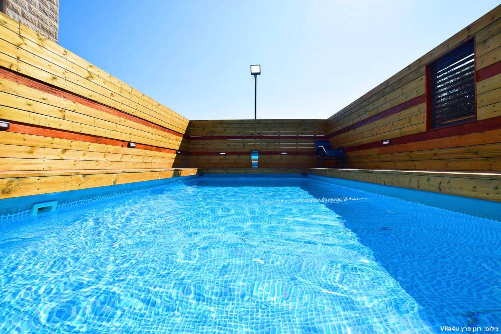 87485 המתחם החיצוני, אחוזת אפיקי מים, וילה  בתירוש וילות - Vila 4 U