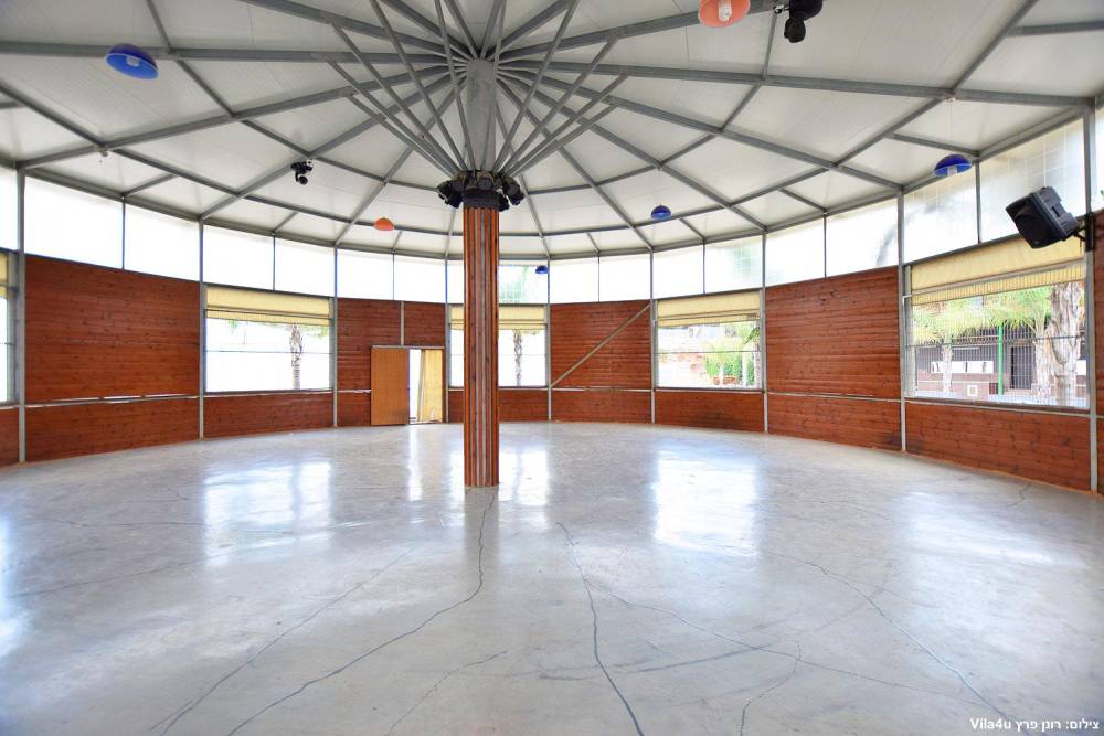 87714 אטרקציות במקום, חוות מונפורטויטו, וילה  בגורן וילות - Vila 4 U