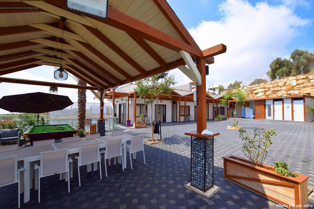 88935 המתחם החיצוני, אחוזת ראש ההר, וילה  בירכא וילות - Vila 4 U